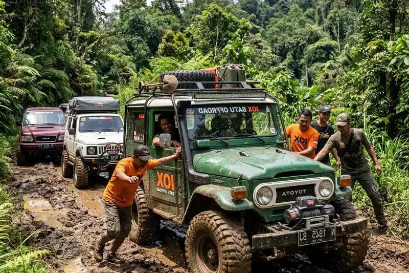 Kegiatan pemula komunitas offroad di hutan