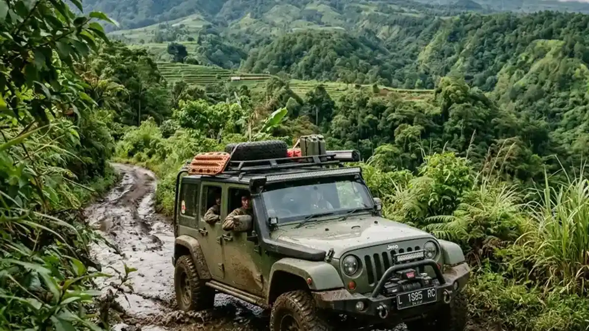 Mobil Offroad Terbaik untuk Wisata Malang